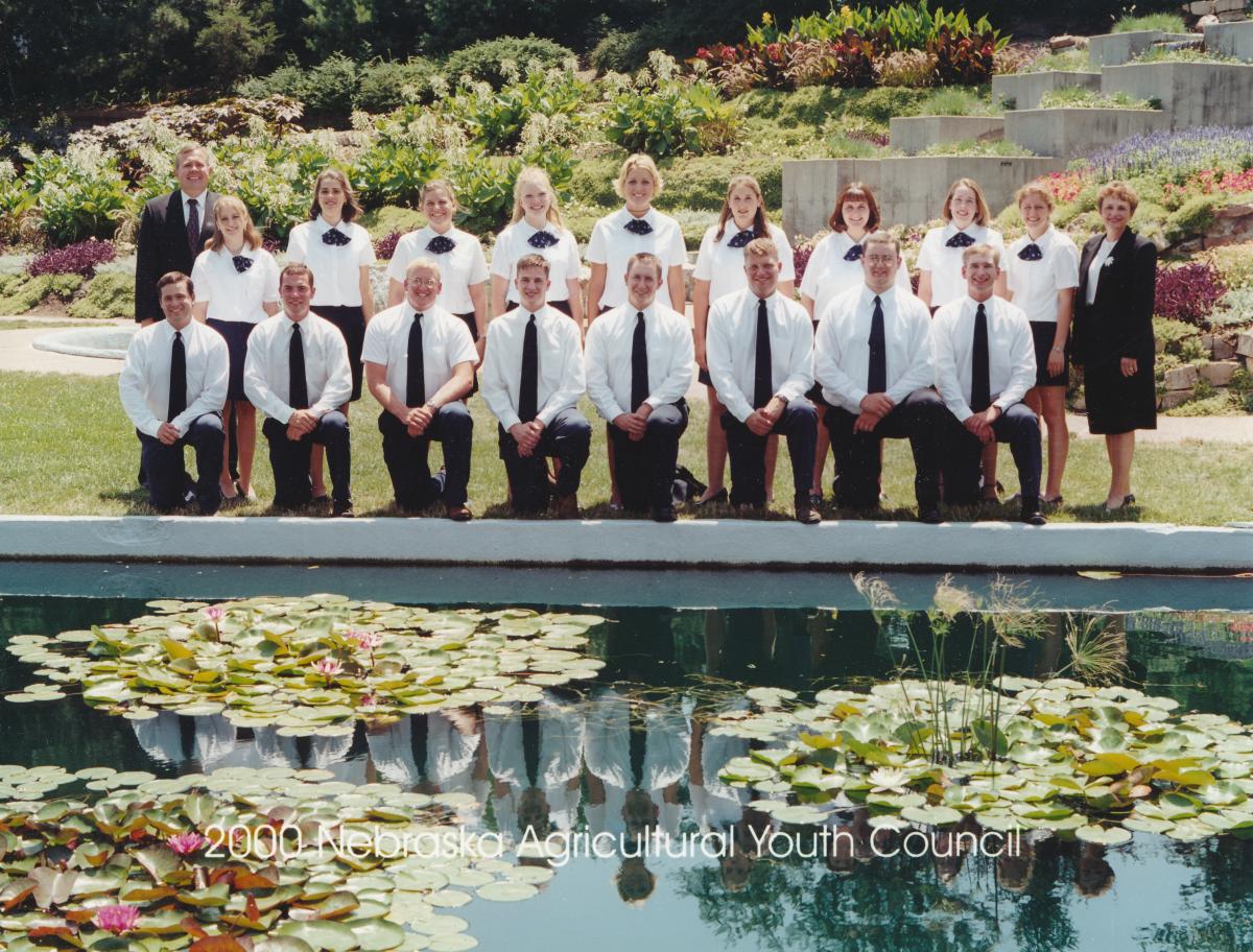 2000 NAYC Group photo